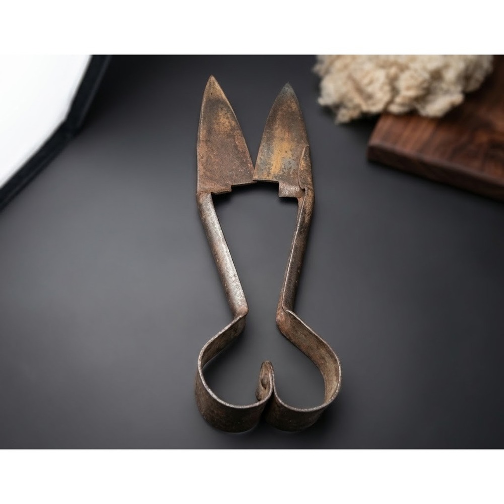 Vintage 30s Burgon Ball Twentieth Century Sheep Shears Metal Cast Iron Scissors